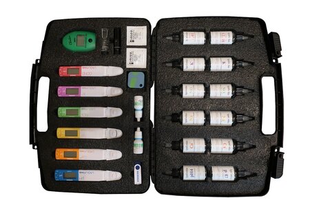 Full case.jpg Full case.jpg